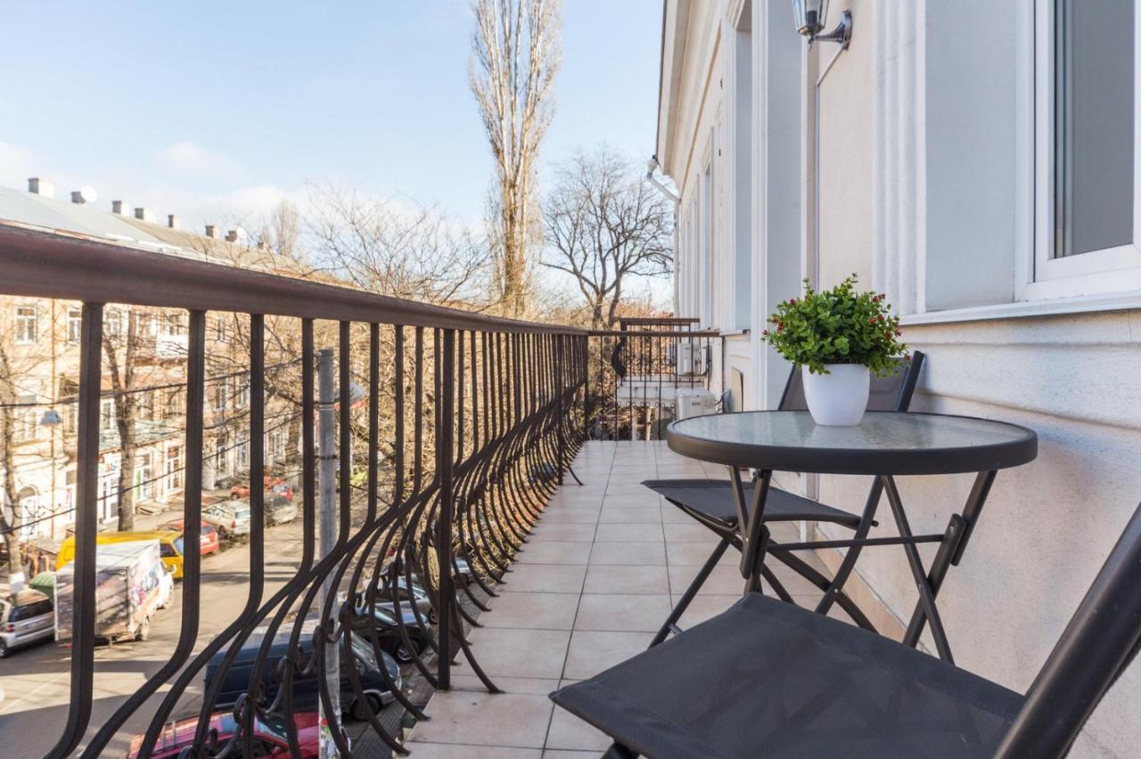 New Luxury Apartment Troitskay Odesa Exterior foto